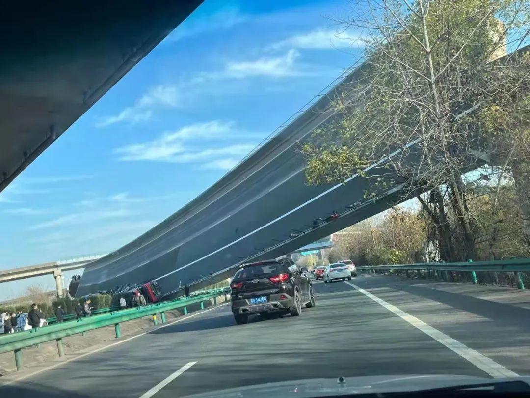 畅行无阻，高速公路匝道新境界